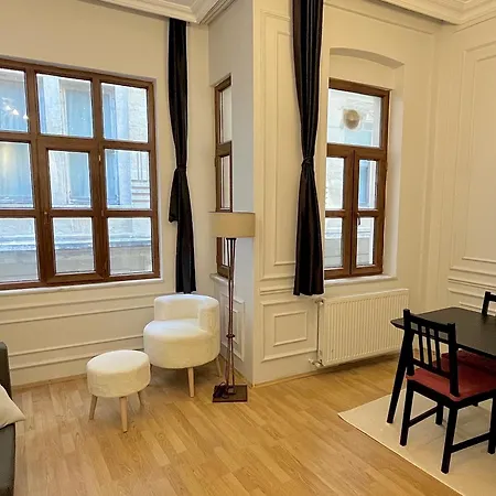 W/ New Furnitures Next To Istiklal Street And Taksim Square 3*