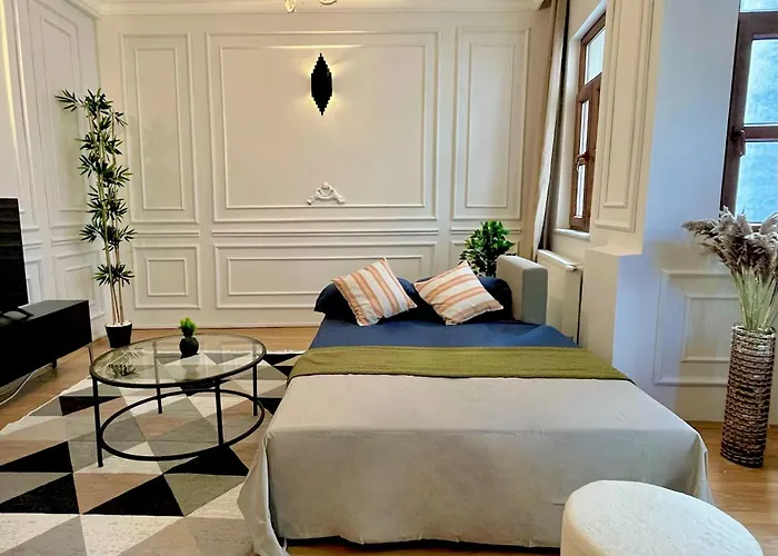 Aparthotel W/ New Furnitures Next To Istiklal Street And Taksim Square Istanbul