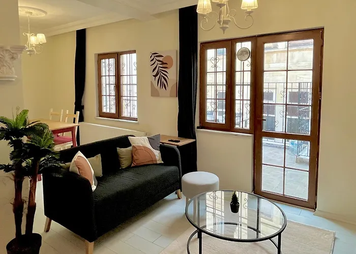 Aparthotel W/ New Furnitures Next To Istiklal Street And Taksim Square