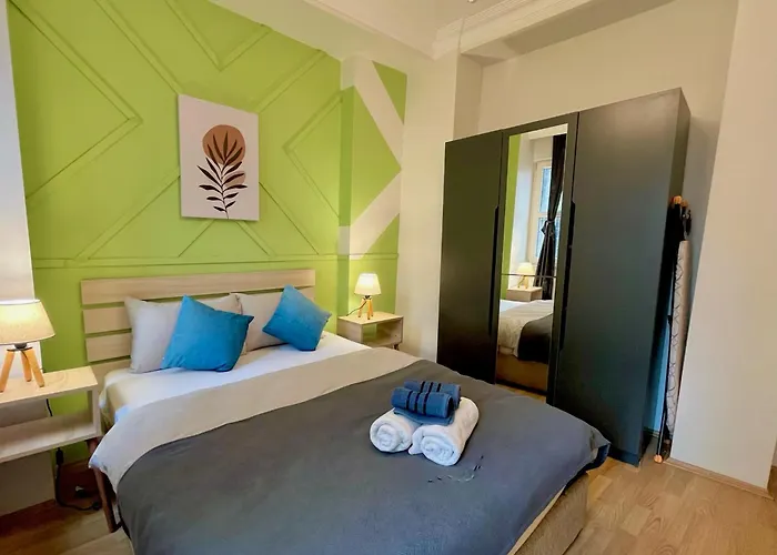 W/ New Furnitures Next To Istiklal Street And Taksim Square Aparthotel