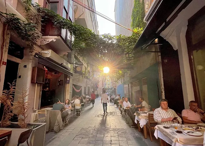 W/ New Furnitures Next To Istiklal Street And Taksim Square Aparthotel