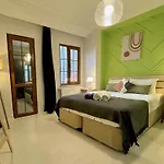 W/ New Furnitures Next To Istiklal Street And Taksim Square Aparthotel
