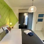W/ New Furnitures Next To Istiklal Street And Taksim Square 3*