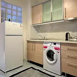 Aparthotel W/ New Furnitures Next To Istiklal Street And Taksim Square 3*