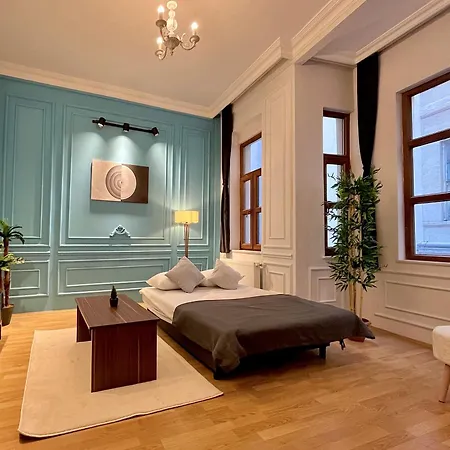 W/ New Furnitures Next To Istiklal Street And Taksim Square Istanboel